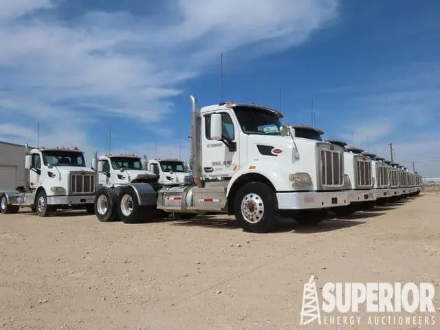 2018 PETE 567 Blower Trucks EA w/ Fully Automatic Transmission – YD1