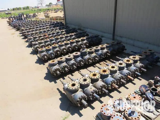 (200+) FLS-R 7-1/16" 10K Ball Screw Operated Gate Valves
