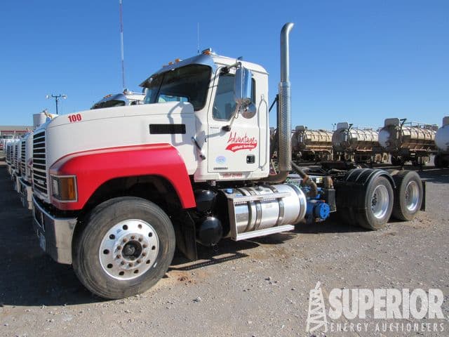 (1 of 2) 2019 MACK P164T Vac Truck Tractor – YD1