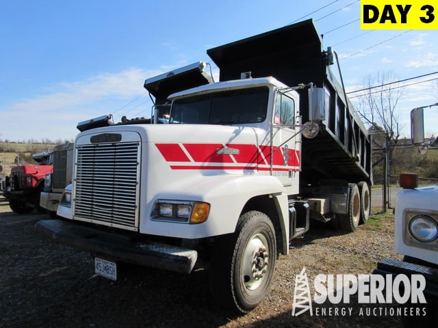FREIGHTLINER 13-Yd Dump Truck – DY3 YD2