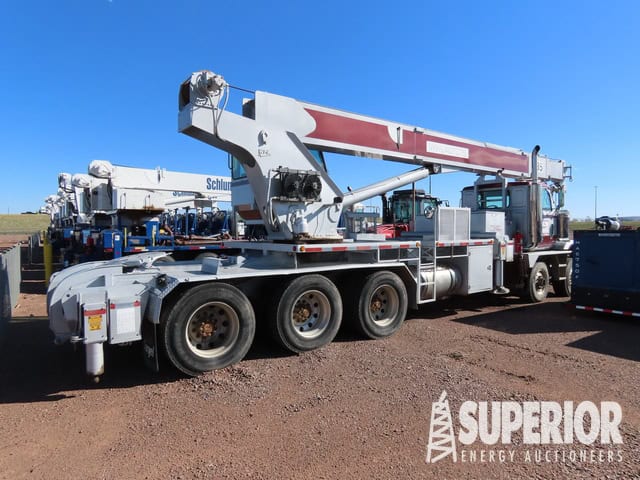 2005 WESTERN STAR Tandem-Steer Boom Crane Truck - YD19 DY1